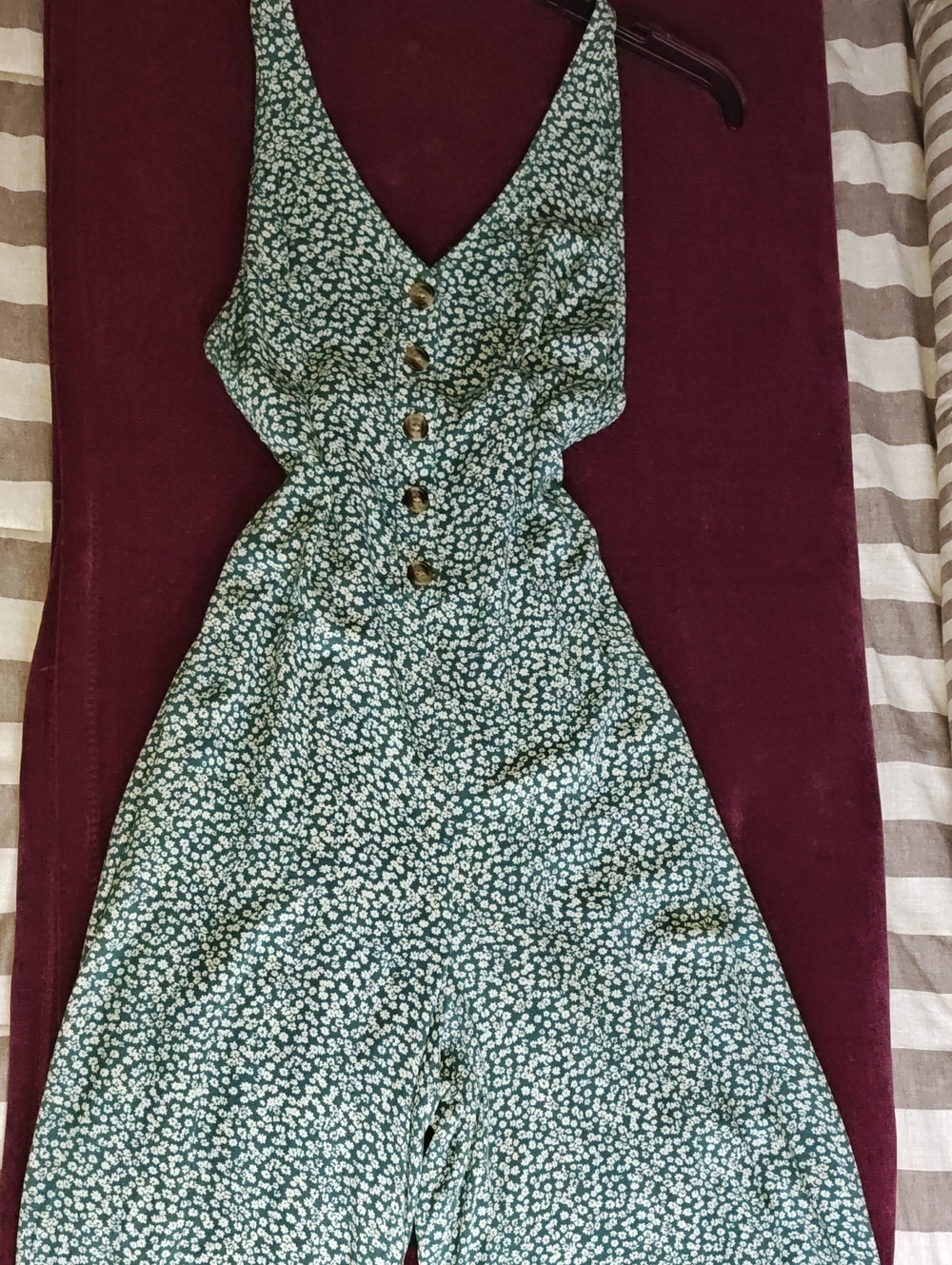 American Eagle Green Floral Button-Front Women's Sun Jumpsuit